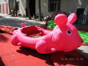 氣模游樂車 兒童廣場氣模電瓶車價(jià)格 氣模游樂車 兒童廣場氣模電瓶車型號規(guī)格